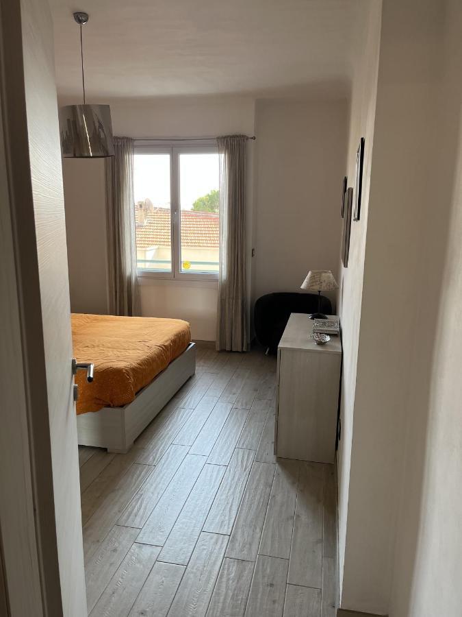 Grand F2 Antibes: Vintage Charm, Beach Proximity & Pet-Friendly Exterior photo