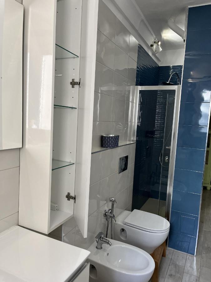Grand F2 Antibes: Vintage Charm, Beach Proximity & Pet-Friendly Exterior photo